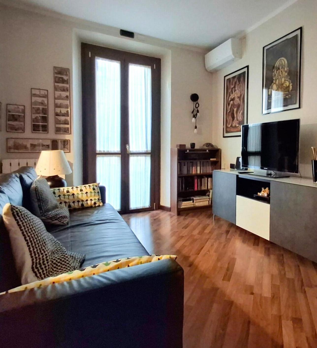 Vfh Stylish Boutique Apartment-City Center Милан Экстерьер фото
