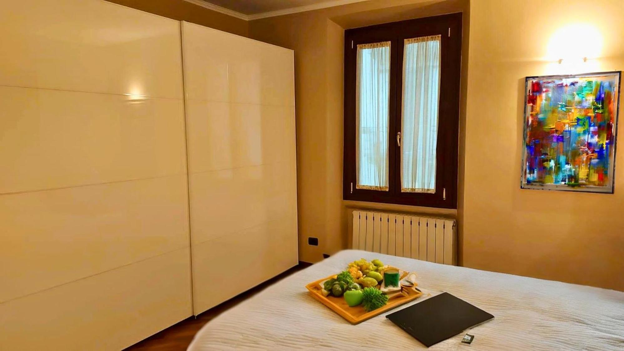 Vfh Stylish Boutique Apartment-City Center Милан Экстерьер фото